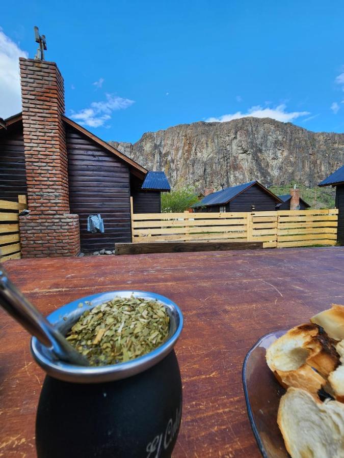 Hostel Cerro Torres Эль-Чальтен Экстерьер фото