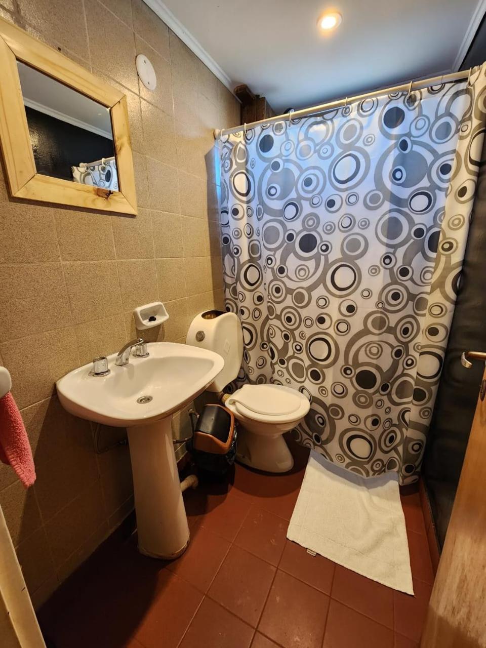 Hostel Cerro Torres Эль-Чальтен Экстерьер фото