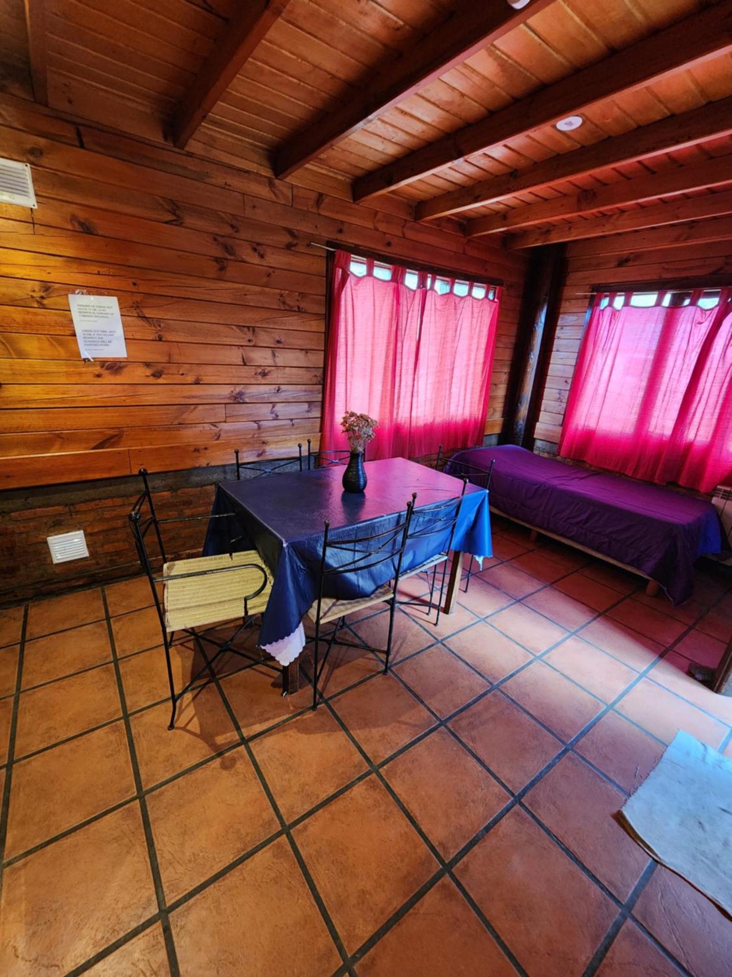 Hostel Cerro Torres Эль-Чальтен Экстерьер фото